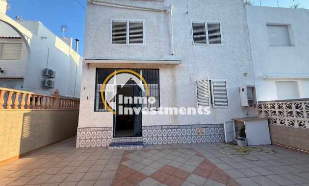 Reventa - Chalet independiente - Torrevieja - Centro