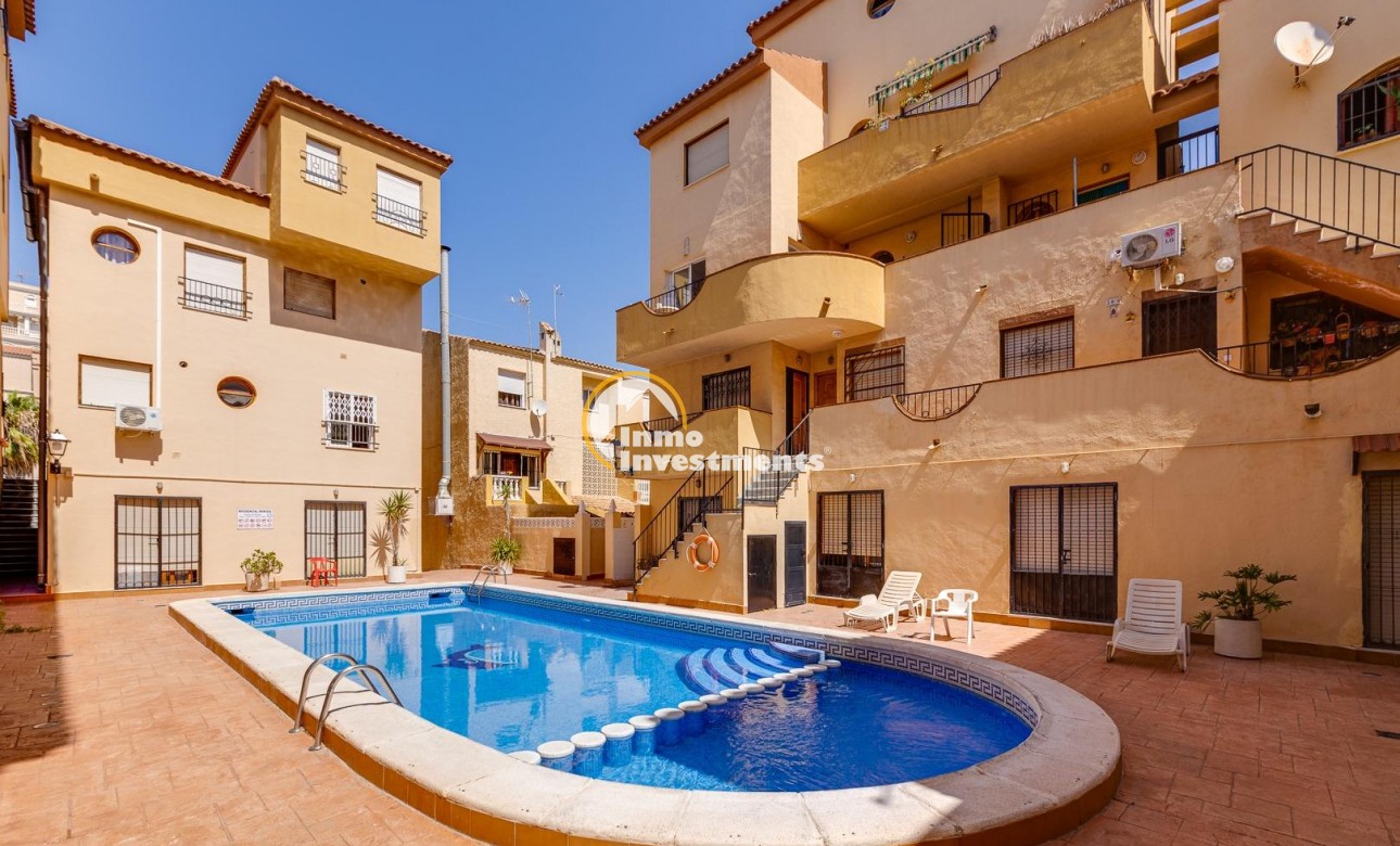 Reventa - Bungalow - Torrevieja - Aguas Nuevas