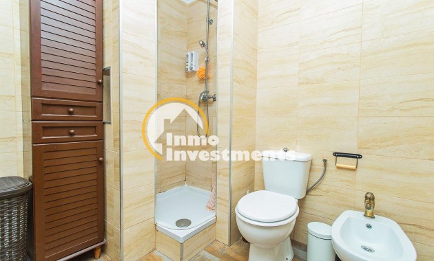 Reventa - Apartamento - Torrevieja - Los Frutales