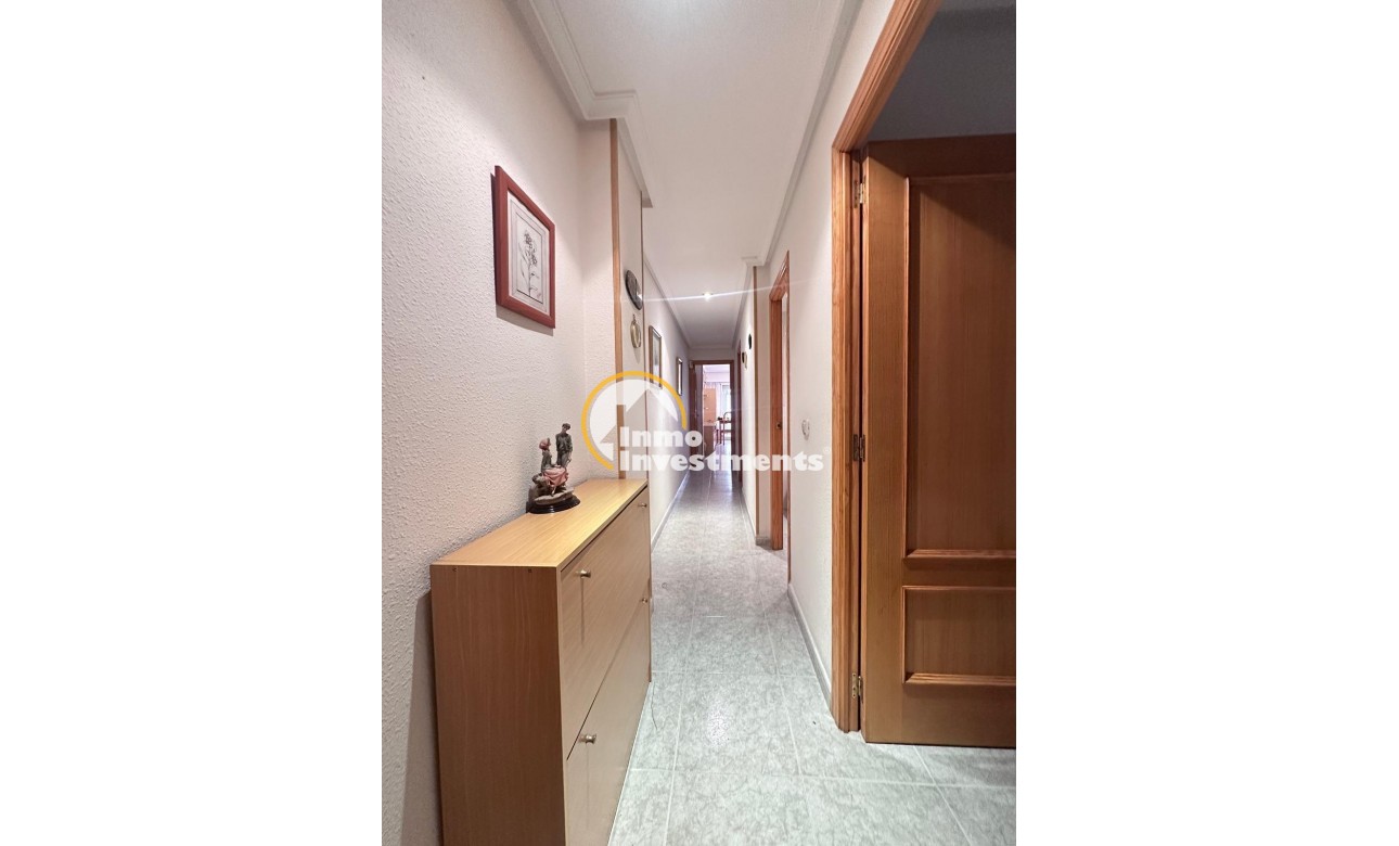 Resale - Apartment - Torrevieja