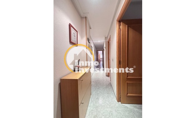 Resale - Apartment - Torrevieja