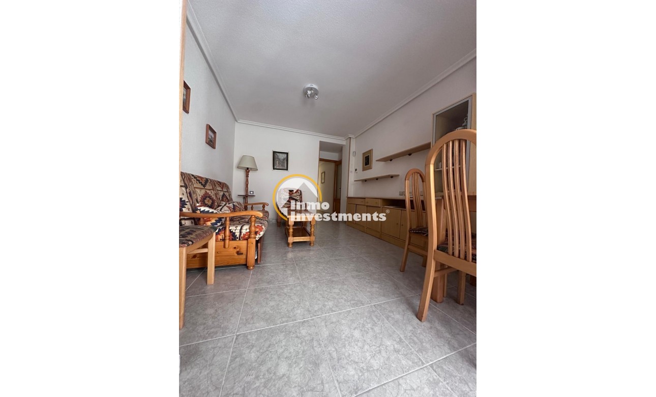 Resale - Apartment - Torrevieja