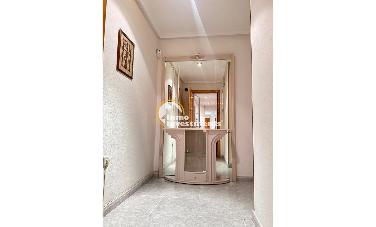 Resale - Apartment - Torrevieja