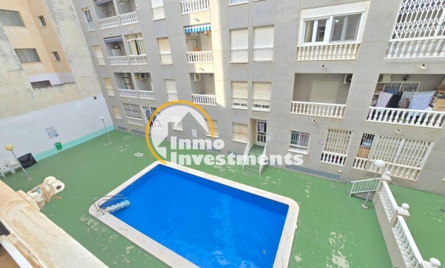 Resale - Apartment - Torrevieja - Estacion de autobuses