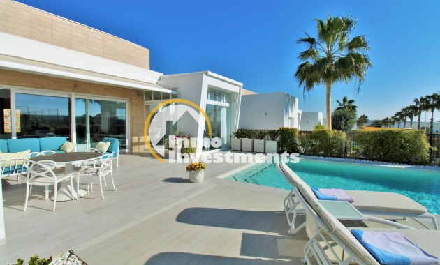 Resale - Villa - Algorfa - La Finca Golf Resort