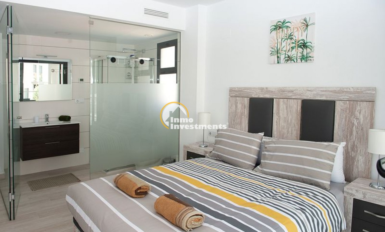 Resale - Apartment - Villamartin