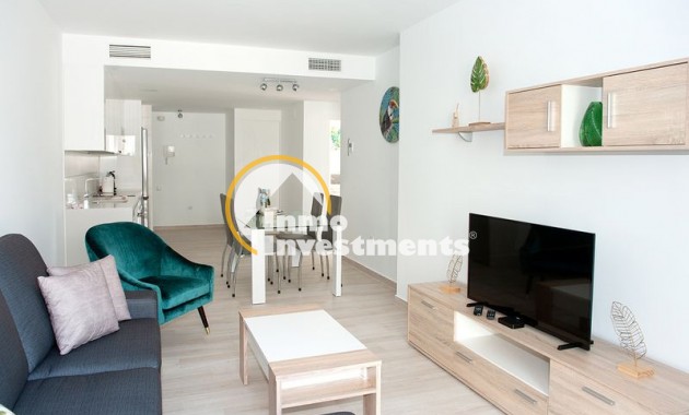 Resale - Apartment - Villamartin