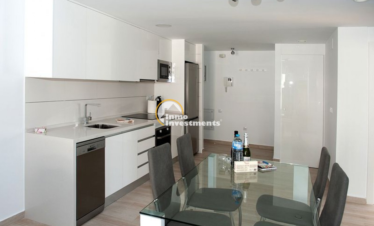 Resale - Apartment - Villamartin