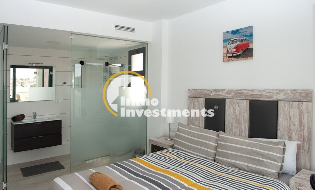 Resale - Apartment - Villamartin