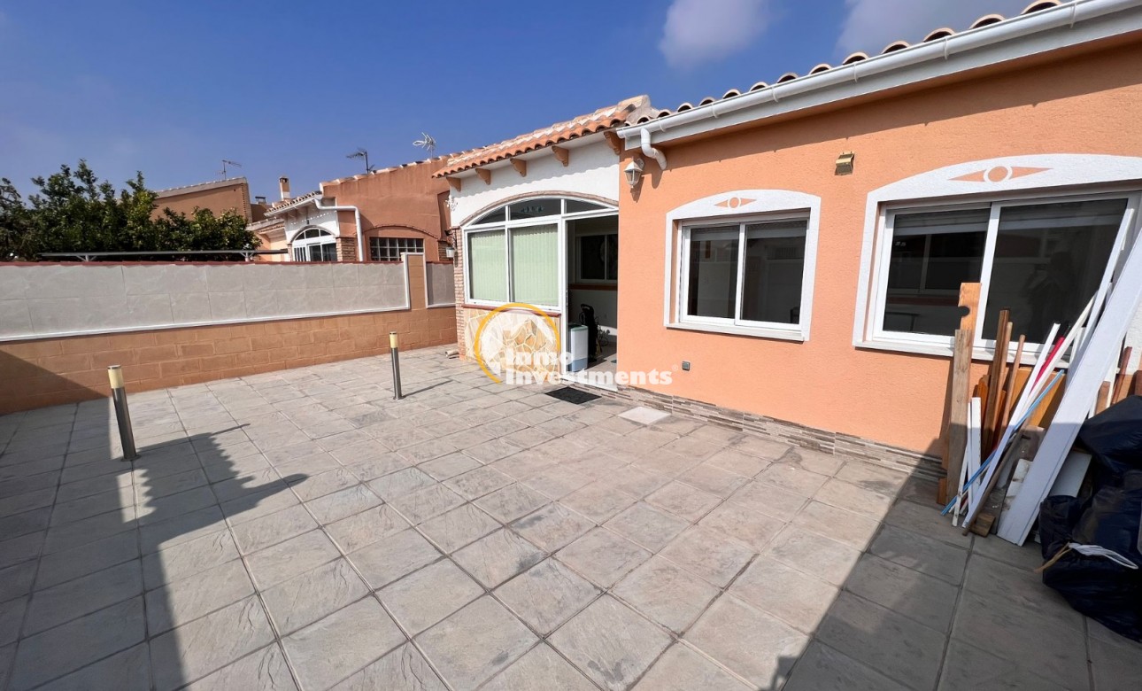 Resale - Town house - Torrevieja