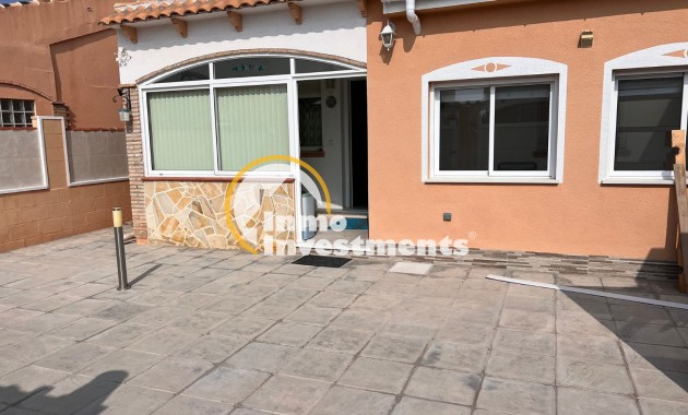 Resale - Town house - Torrevieja