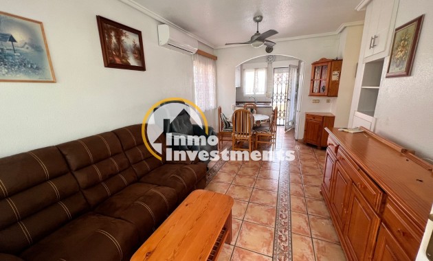 Resale - Town house - Torrevieja