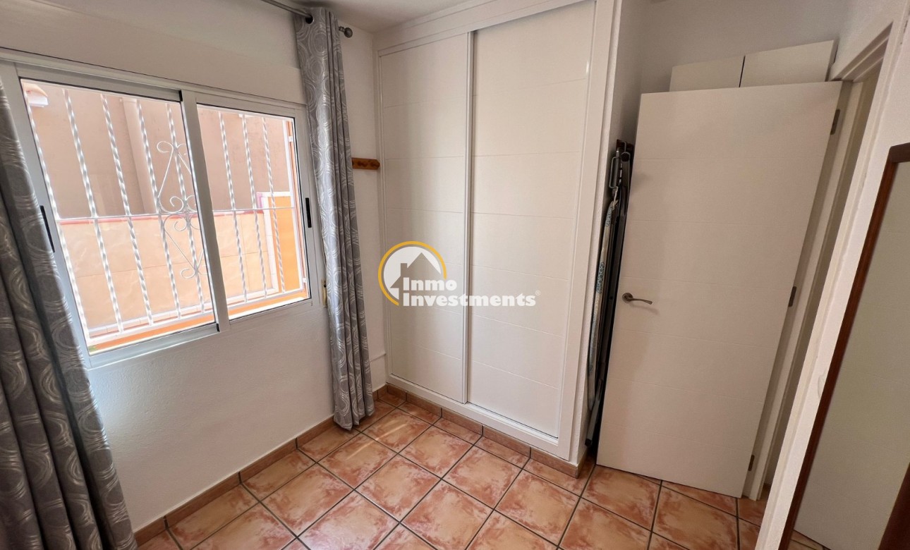 Resale - Town house - Torrevieja