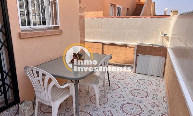 Resale - Town house - Torrevieja