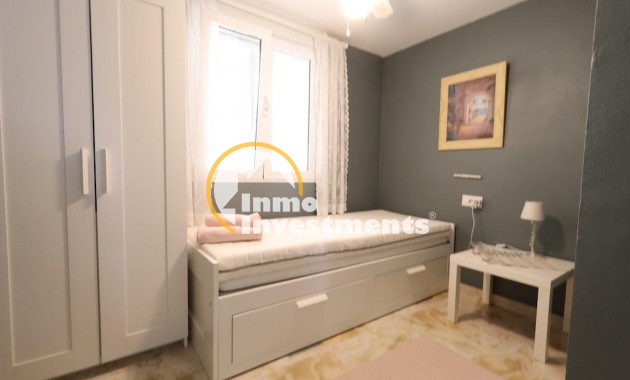 Resale - Apartment - Torrevieja - Centro