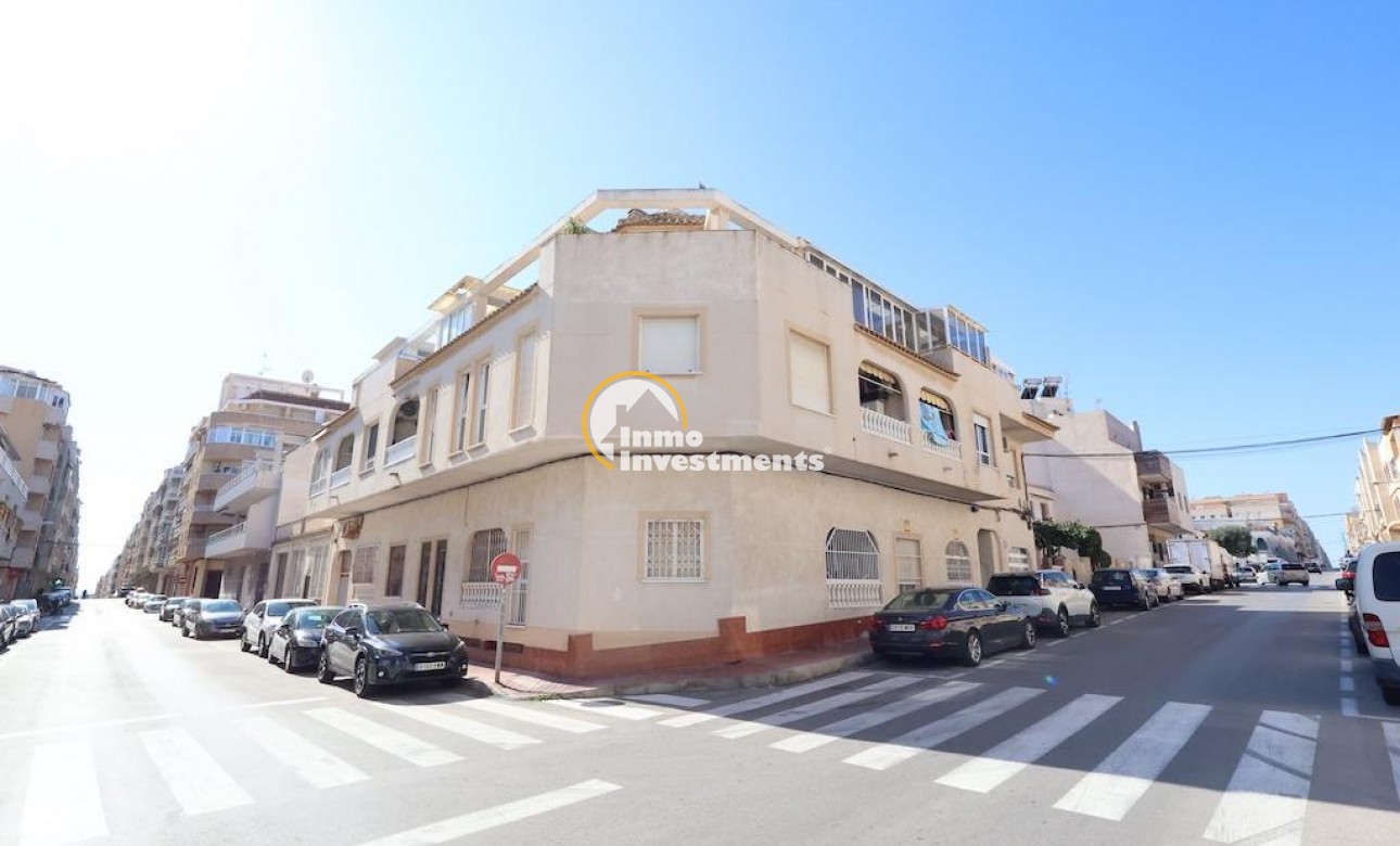 Resale - Apartment - Torrevieja - Centro