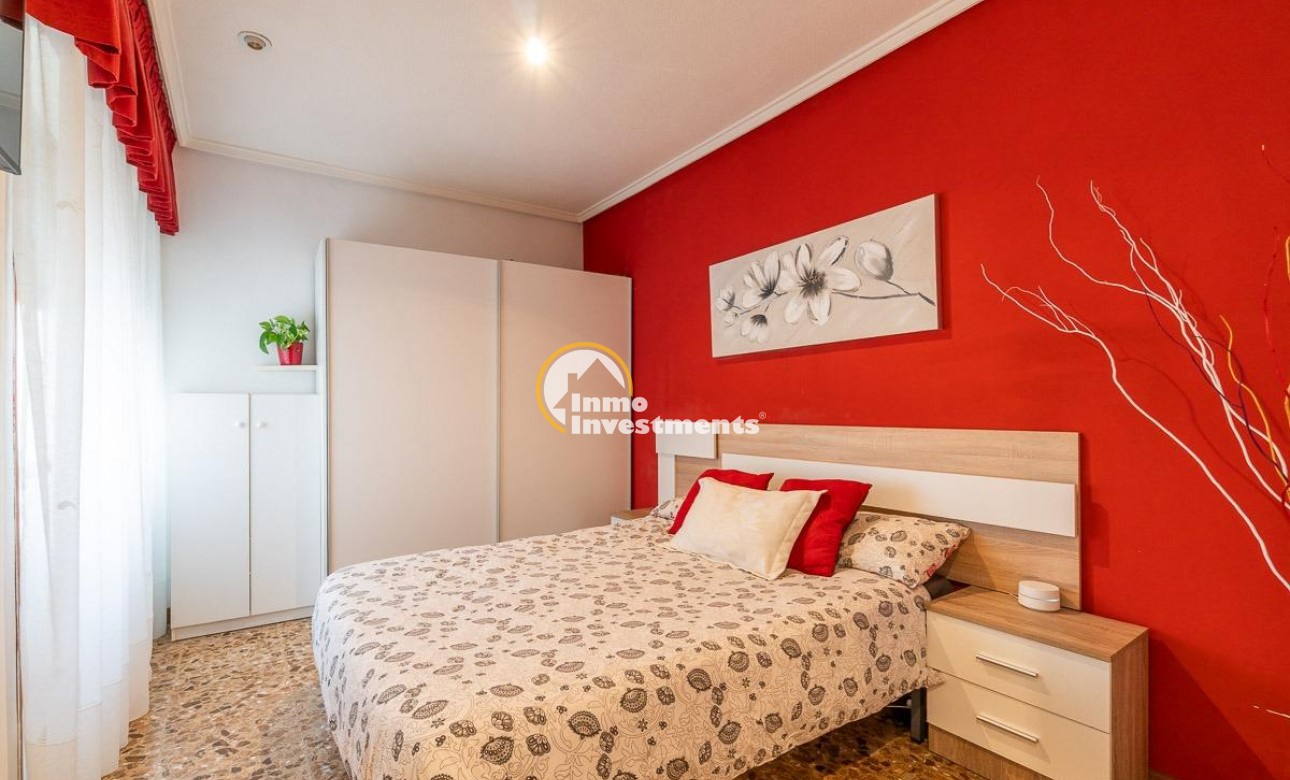 Gebrauchtimmobilien - Apartment - Torrevieja - Torrevieja Zentrum