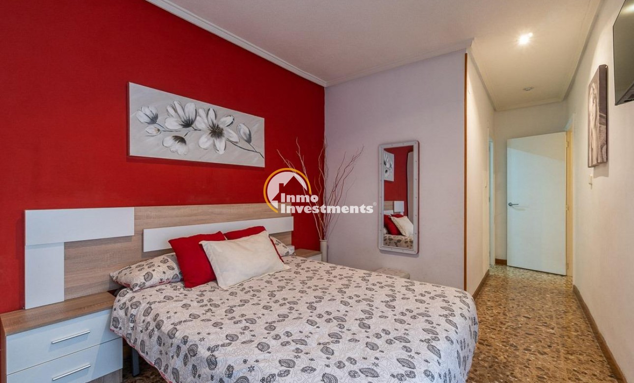 Gebrauchtimmobilien - Apartment - Torrevieja - Torrevieja Zentrum