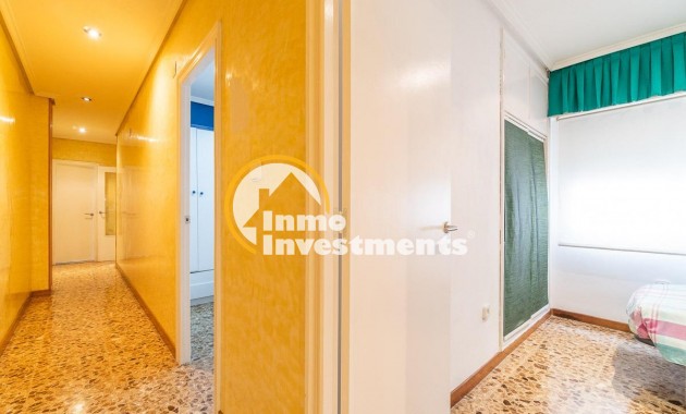 Gebrauchtimmobilien - Apartment - Torrevieja - Torrevieja Zentrum