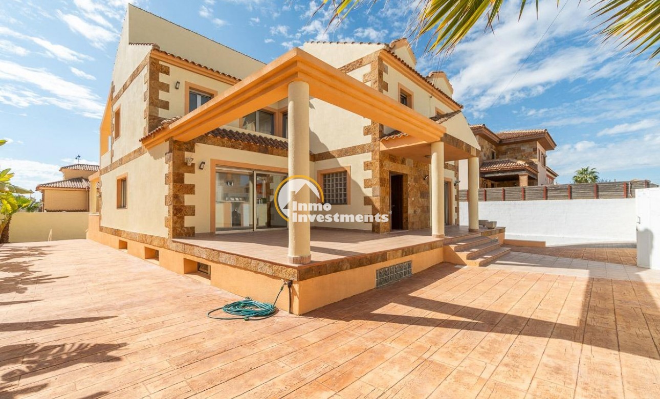 Gebrauchtimmobilien - Villa - Torrevieja - Aguas Nuevas