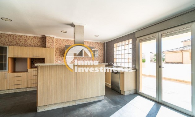 Bestaande bouw - Villa - Torrevieja - Aguas Nuevas