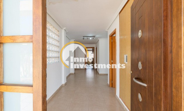 Resale - Villa - Torrevieja - Aguas Nuevas