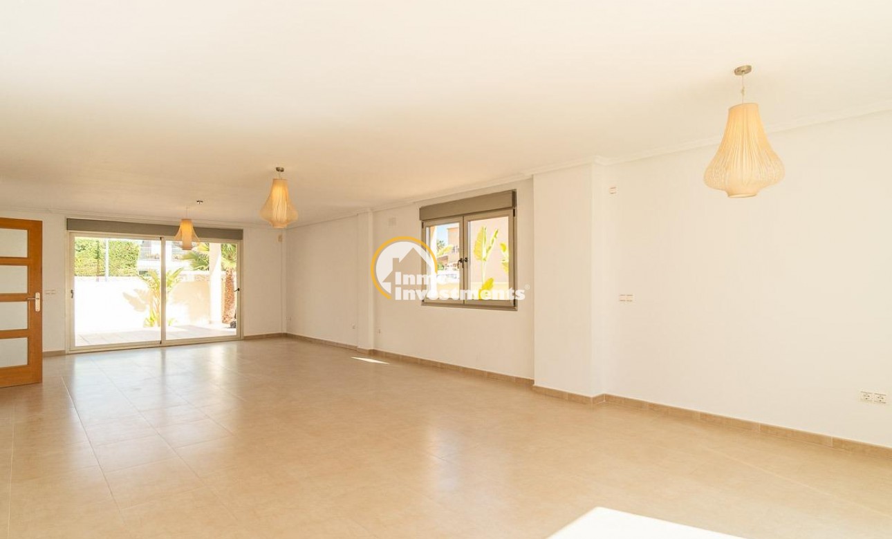 Resale - Villa - Torrevieja - Aguas Nuevas