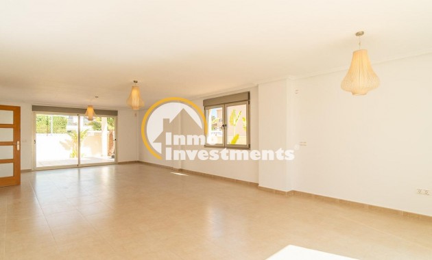 Bestaande bouw - Villa - Torrevieja - Aguas Nuevas