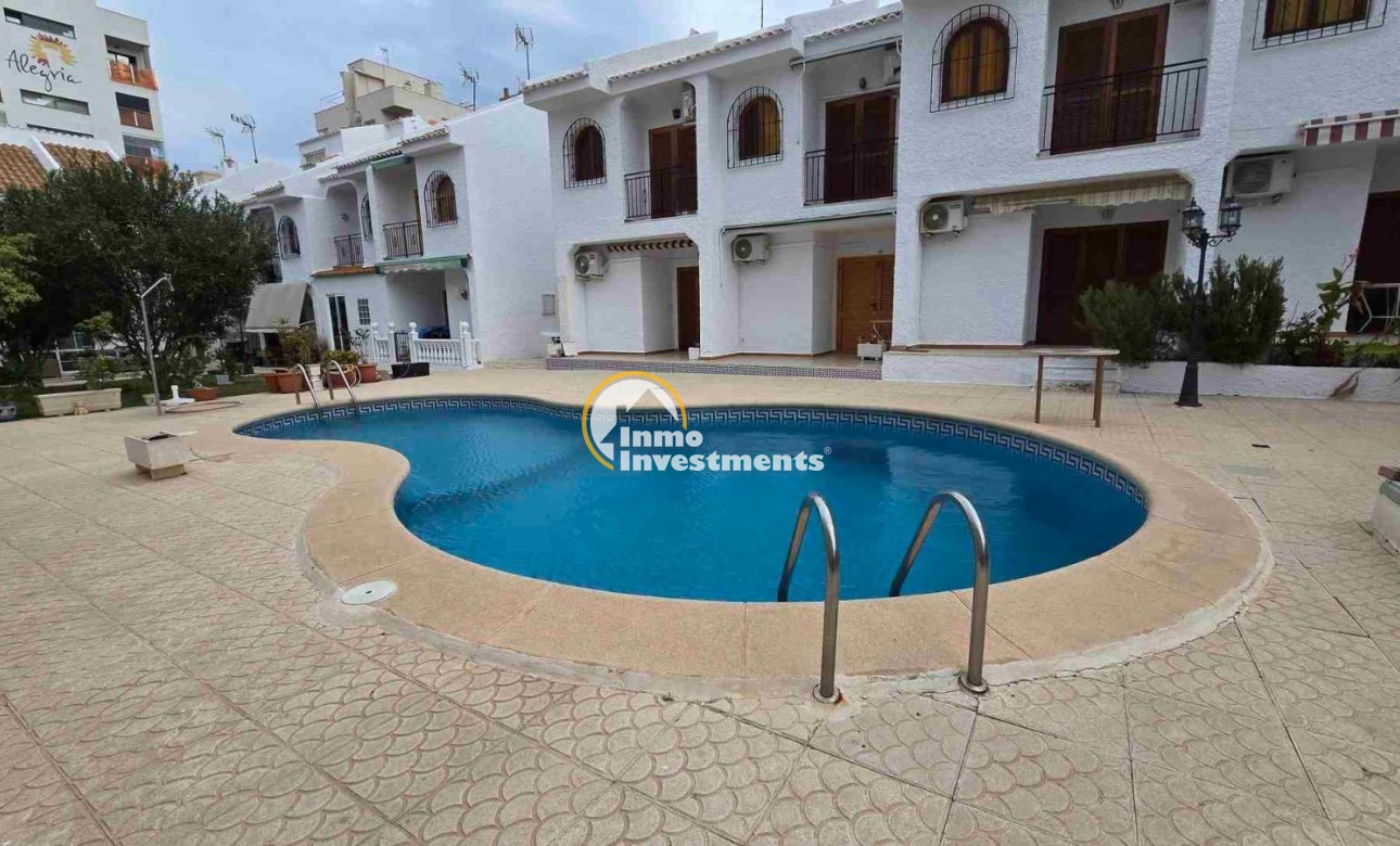 Resale - Town house - Torrevieja - Estacion de autobuses