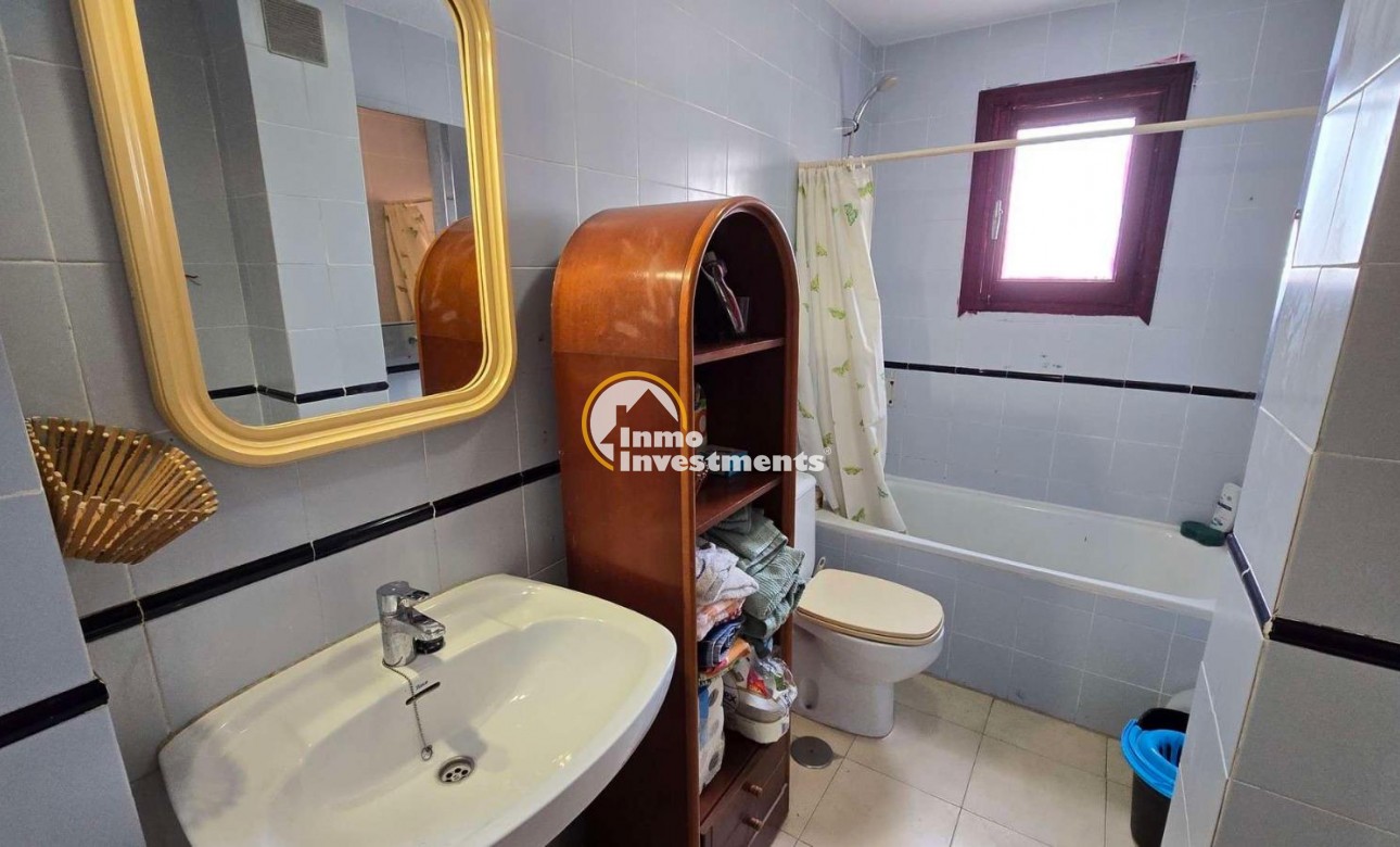 Resale - Town house - Torrevieja - Estacion de autobuses