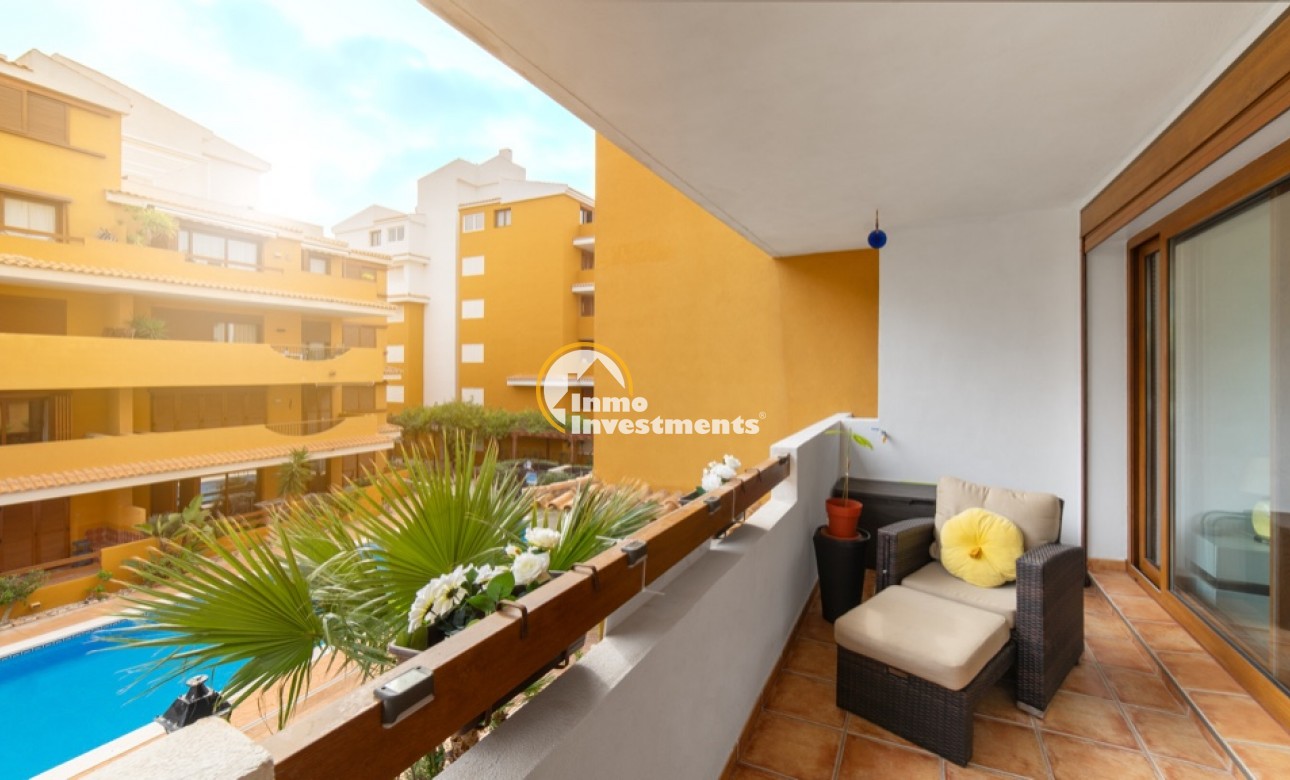 Resale - Apartment - Punta Prima - Beachside