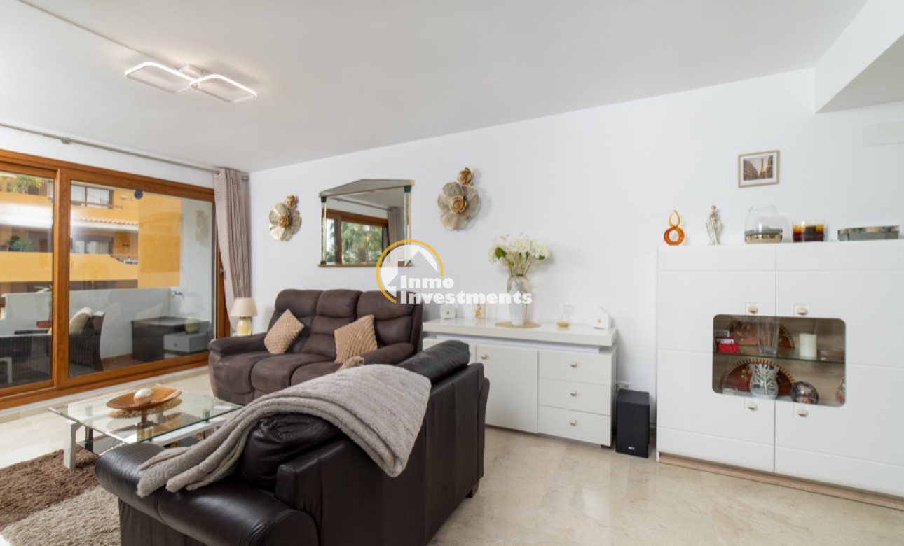 Resale - Apartment - Punta Prima - Beachside