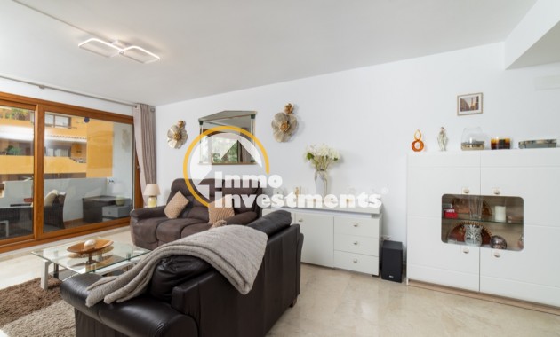 Resale - Apartment - Punta Prima - Beachside