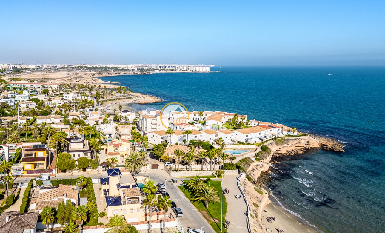 Gebrauchtimmobilien - Villa - La Zenia - Strandseite