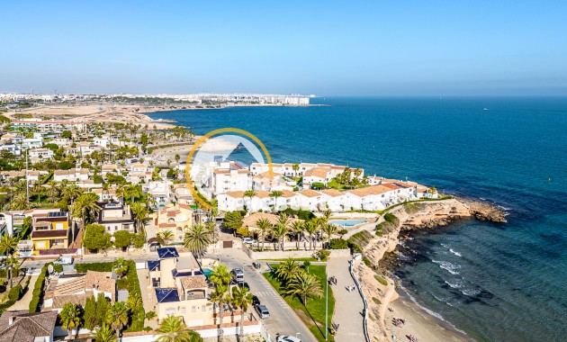 Gebrauchtimmobilien - Villa - La Zenia - Strandseite