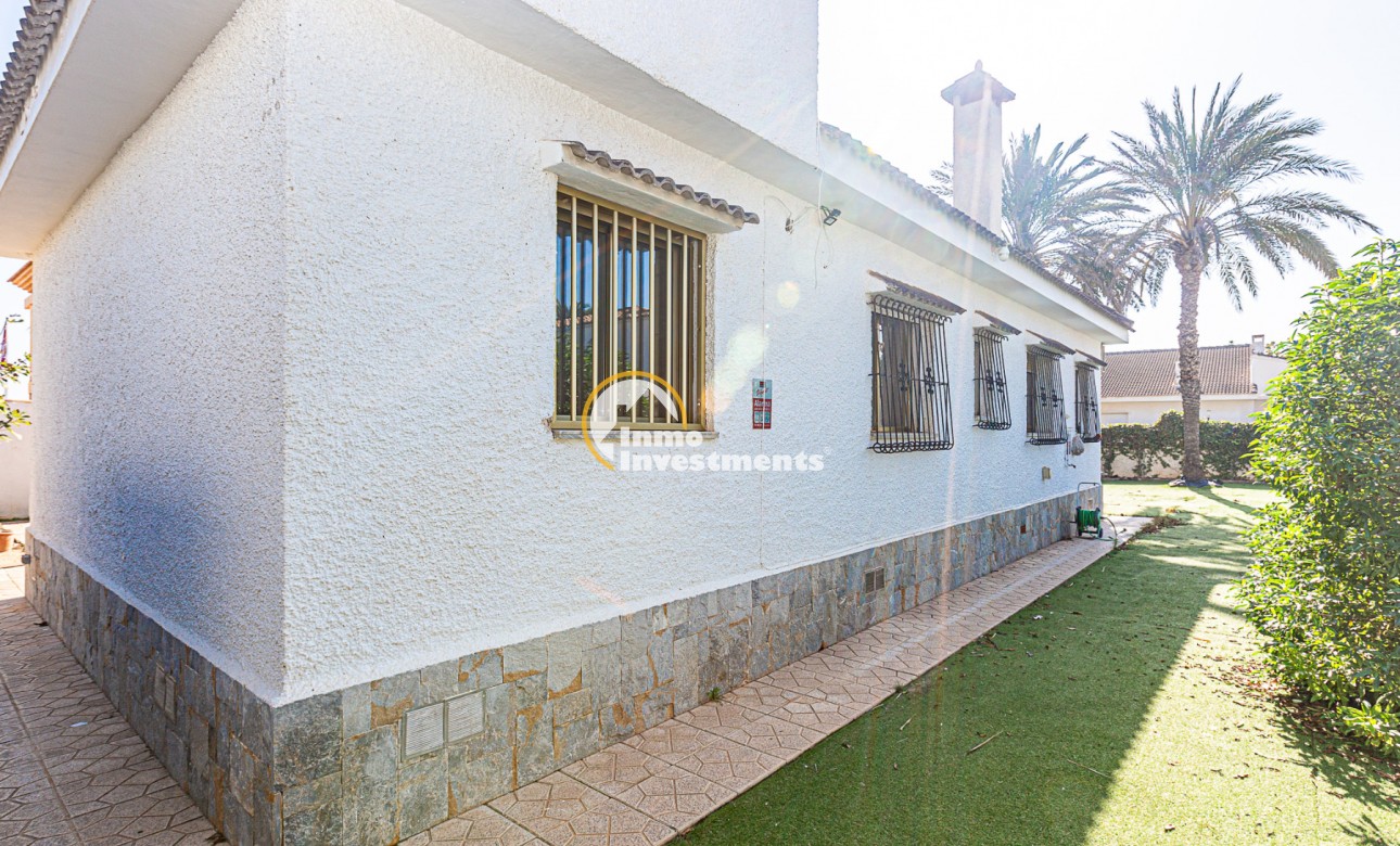 Gebrauchtimmobilien - Villa - La Zenia - Strandseite