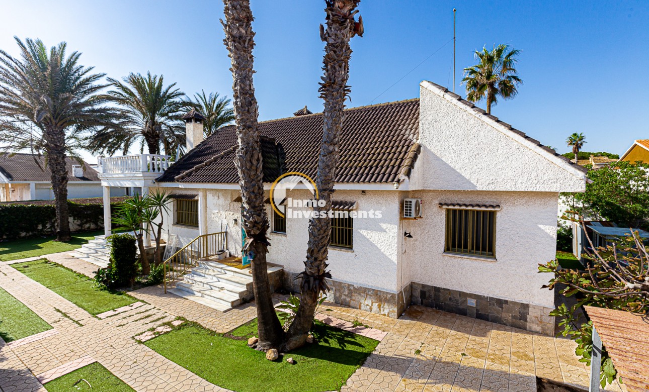 Gebrauchtimmobilien - Villa - La Zenia - Strandseite