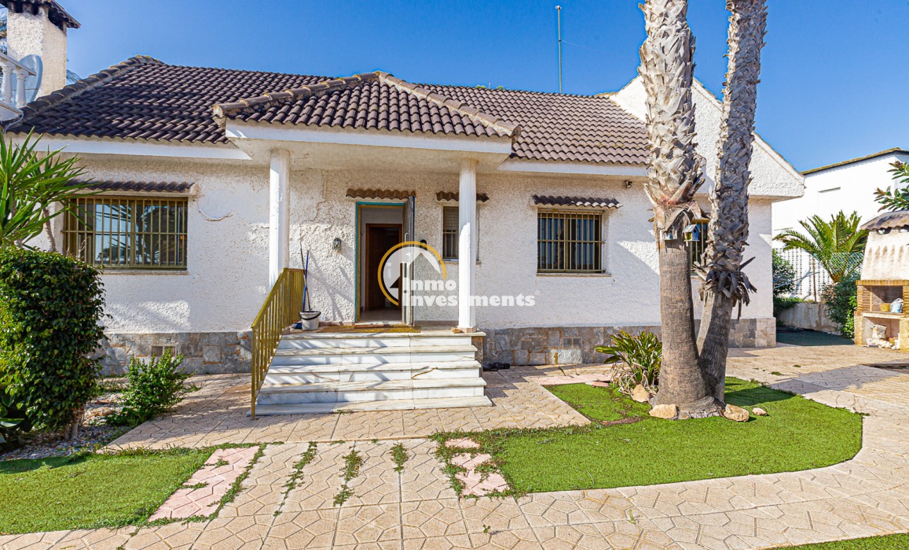 Gebrauchtimmobilien - Villa - La Zenia - Strandseite