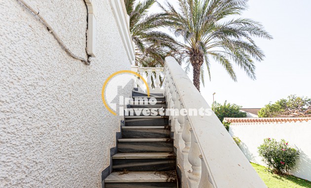 Gebrauchtimmobilien - Villa - La Zenia - Strandseite