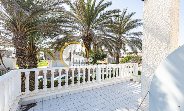 Gebrauchtimmobilien - Villa - La Zenia - Strandseite