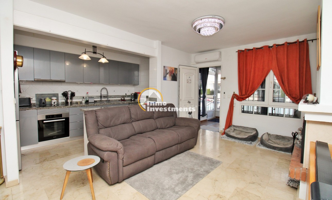 Resale - Town house - Villamartin