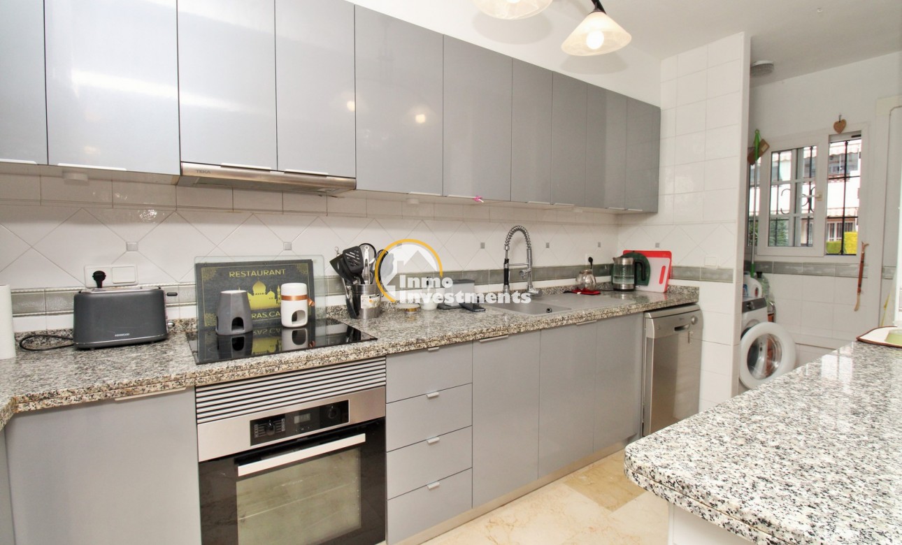 Resale - Town house - Villamartin