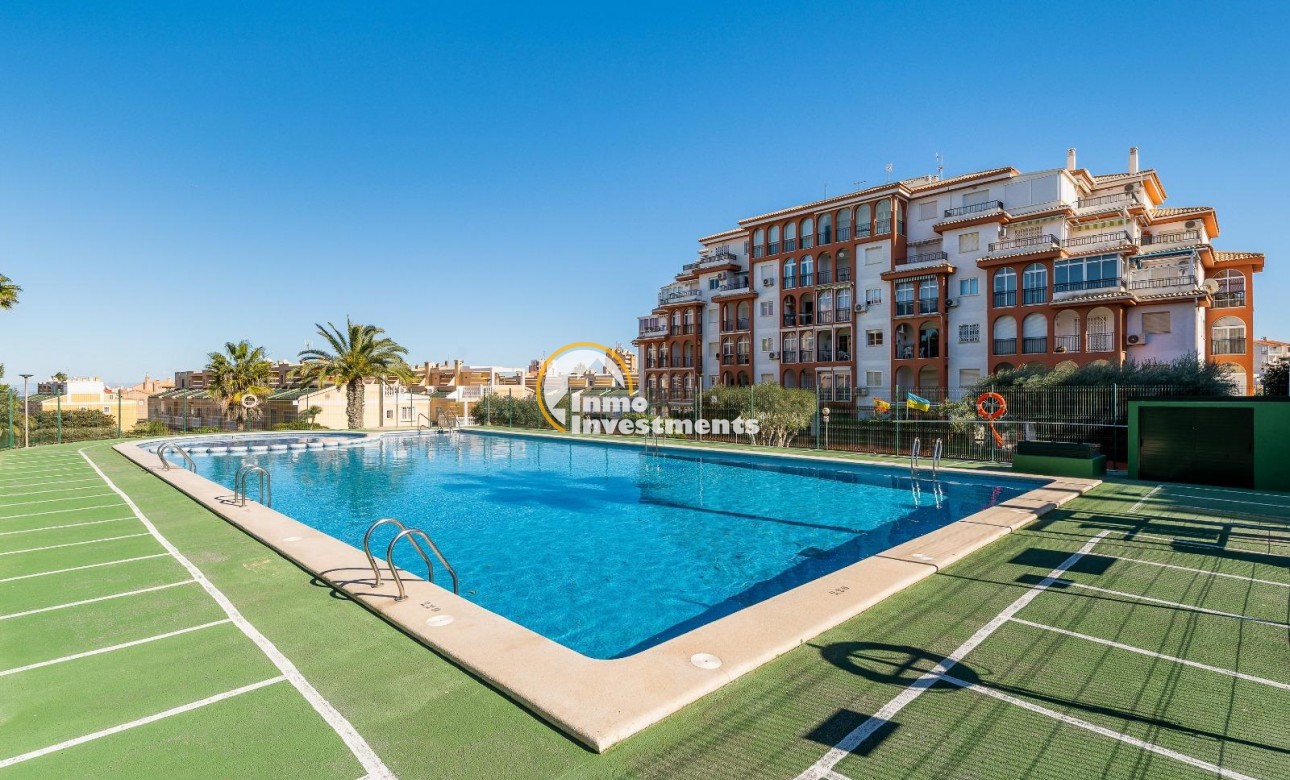 Resale - Apartment - Torrevieja - La Mata