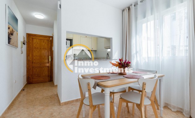 Resale - Apartment - Torrevieja - La Mata