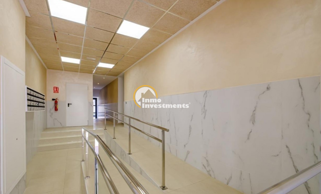 Reventa - Apartamento - Torrevieja - Estacion de autobuses