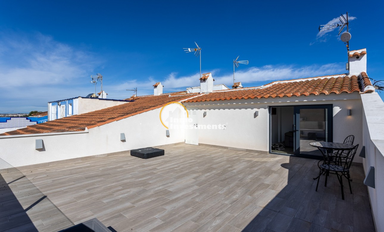 Reventa - Chalet adosado - Torrevieja - San Luis