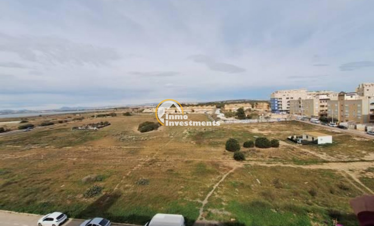 Resale - Apartment - Torrevieja - Centro