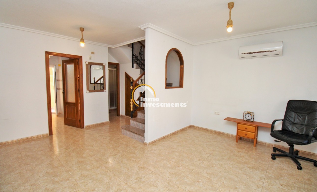 Resale - Town house - Villamartin