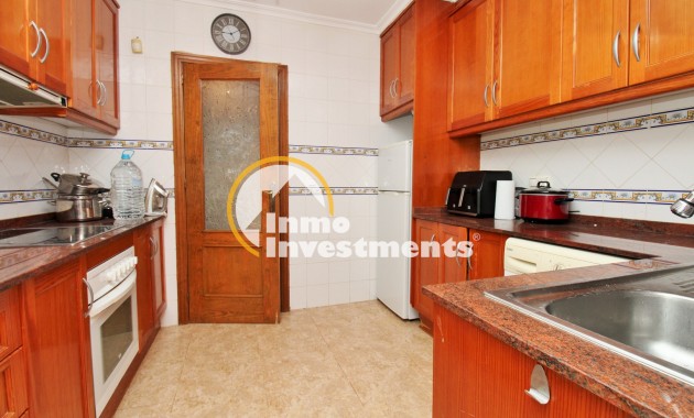 Resale - Town house - Villamartin