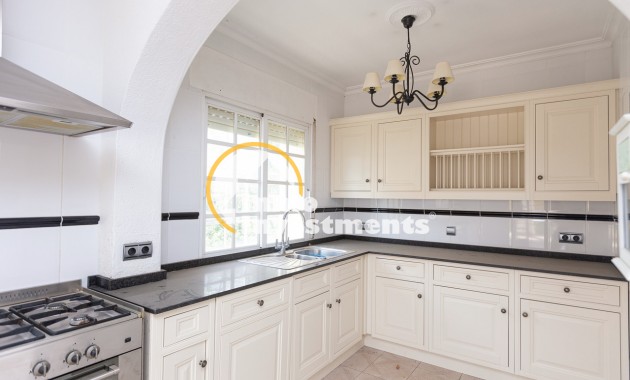 Resale - Villa - Ciudad Quesada